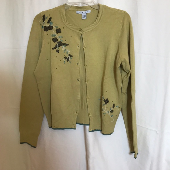 CAbi Sweaters - Cabi sweater